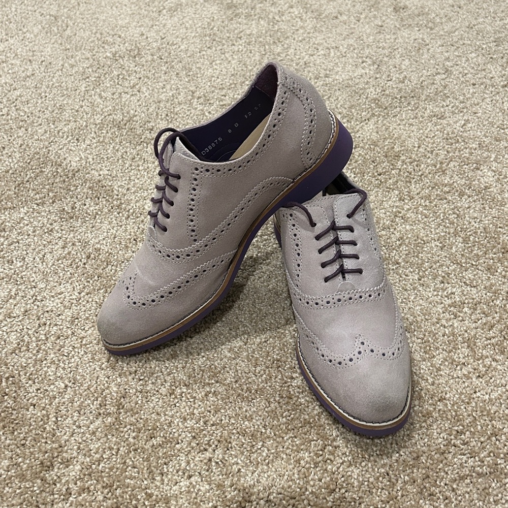**SOLD**. Cole Haan Wingtip shoes Women’s sz 8 Alisa Oxford D38875